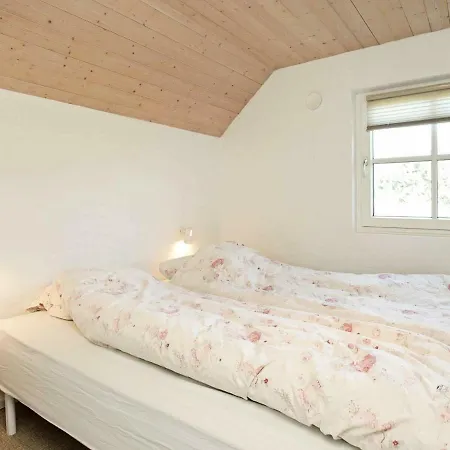 Three-bedroom Holiday In 20 Blåvand