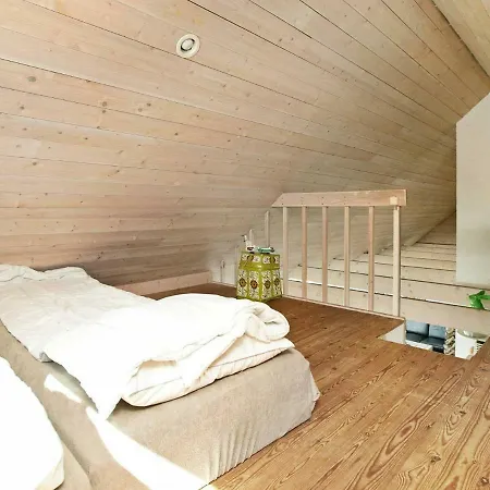 Ferienhaus Three-bedroom Holiday In 20