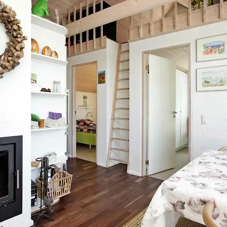 Three-bedroom Holiday In 20 Ferienhaus *